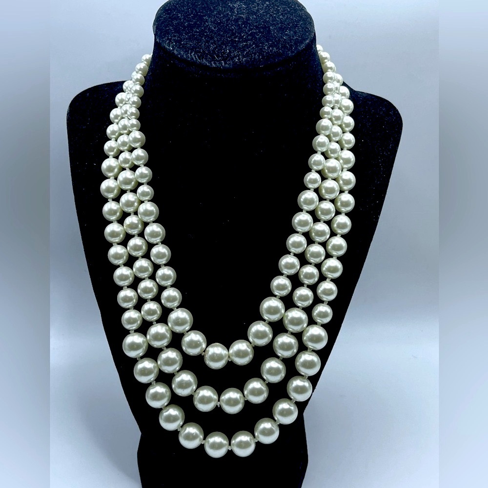 Givenchy ~ Glass Pearls 90’s